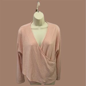 NWT Everly Faux Wrap Peach Sweater Size Large‎
